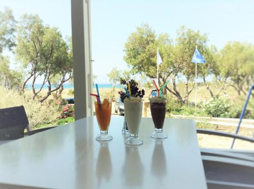 Nostos Beachfront Apartments & Studios