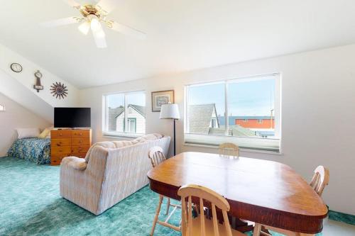 Dreamy coastal getaway with stunning ocean views washer&dryer free WiFi cable in 沃爾德波特