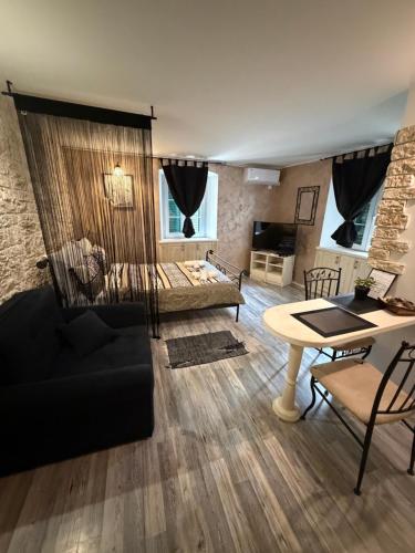 Old Town Apartment 1