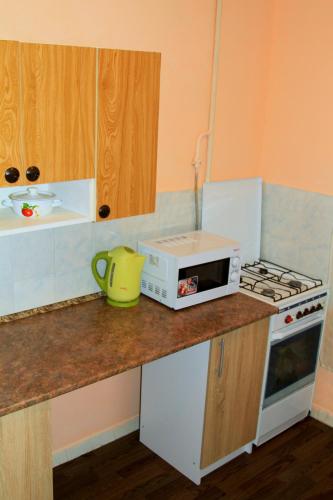 ห้องครัว, Apartment on Kharkovskoe Shosse 170 b in ดาร์นึชกี
