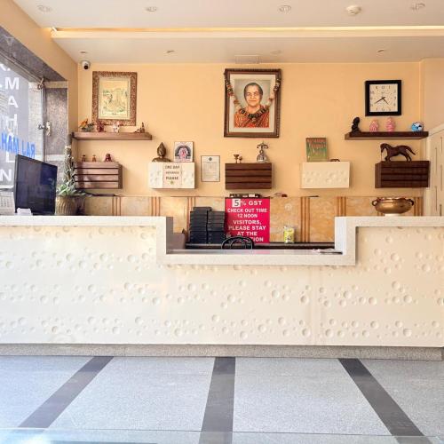 Hotel Raj Mahal Inn @ New Delhi - 로비