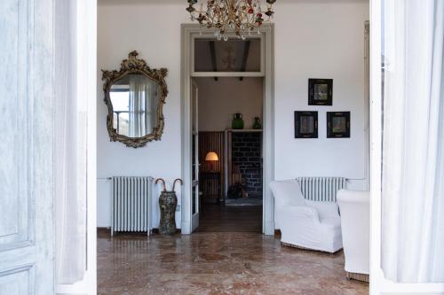 Iekārtas, Como lake - Villa Ruscone with wedding location in Lasnigo
