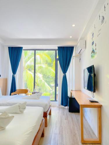 room detail thumbnail 1
