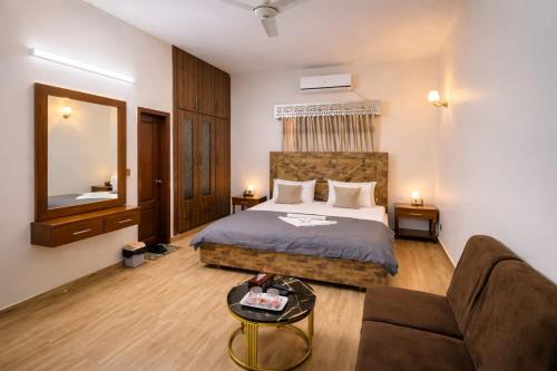 Amada Family Guest House - image 8