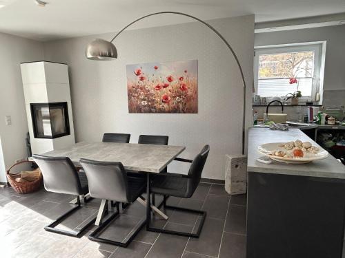 Cube - Ferienhaus mit Garten und Terrasse in Eberbach in 埃伯巴赫