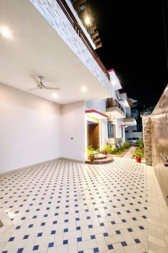 Hotel Amada Inn in Faisal Cantonment