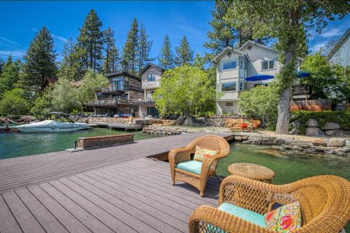 Dog-friendly Lakefront Home With Fast Wifi Private Dock & 180-degree Views - Lake Tahoe