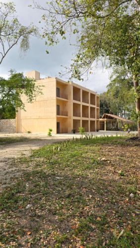 Exterior view, Hotel El Paraiso Calakmul - Jungle Experience in Xpujil