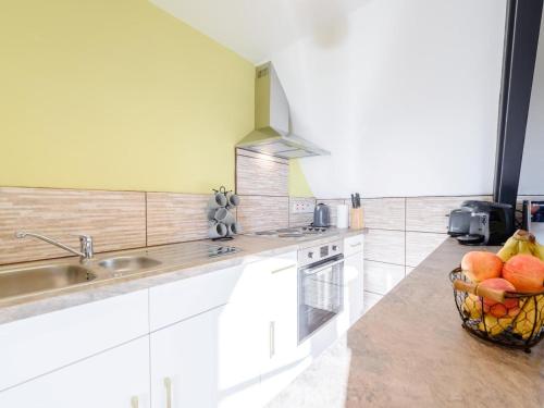Iekārtas, 2 Bed in Bideford oc-80350 in Northema