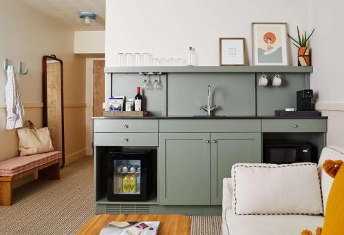 The Wayfinder Hotel - image 34