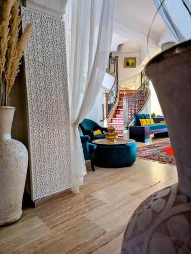 Las Palmeras Guest House - image 13