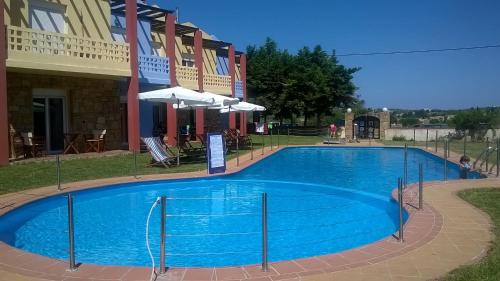 Ydna Family Hotel Apartments - Photo 2