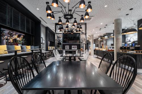 餐廳, HARBR Hotel Ludwigsburg, a member of Radisson Individuals in 路德維希堡