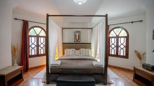 Las Palmeras Guest House in Eastern Suburbs