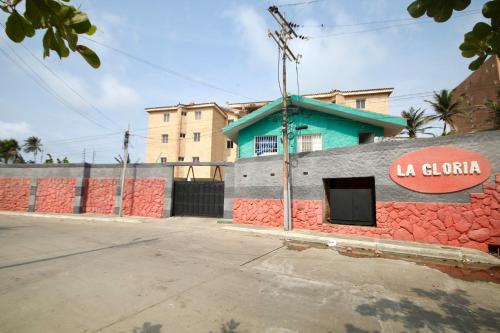 Entrance, Refugio del Capitan Boca de Aroa Tucacas in Boca de Aroa