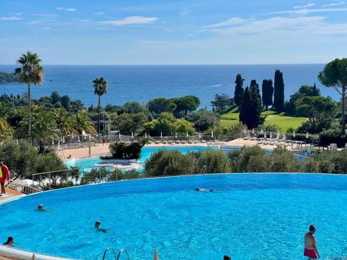 Cap Esterel appartement vue mer climatise in Saint-Raphael