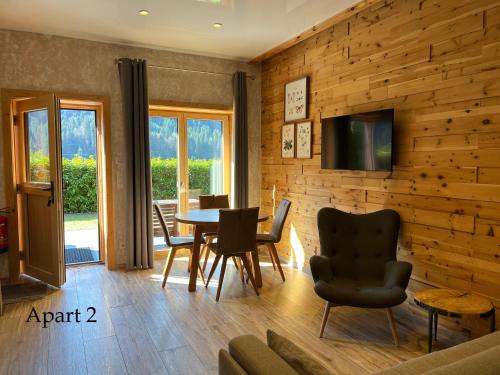 Alpenburg Bergparadies Apartments in Wald am Arlberg, Österreich