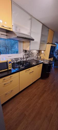 Konyha, Comfortable Chalet in Koggenland