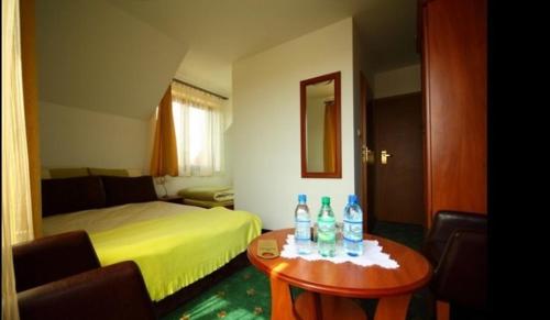 Triple Room with Balcony (2 Adults + 1 Child)