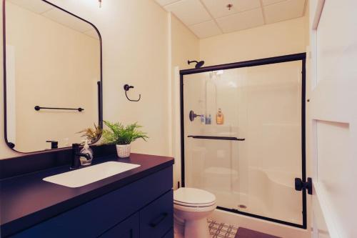 American Hall - Kaufman Suite - image 11