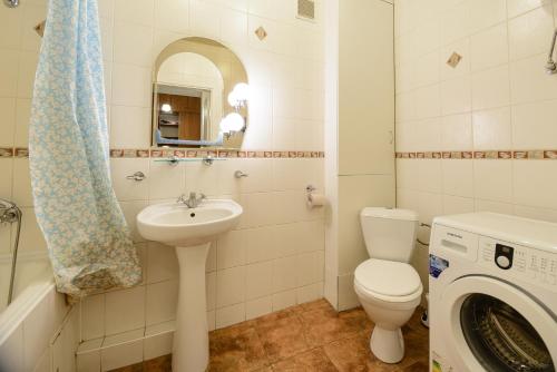Kiev Accommodation Apartment on Trokhsviatytelska st.