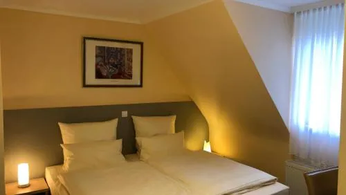 Löns Hotel Garni in Garbsen, Deutschland