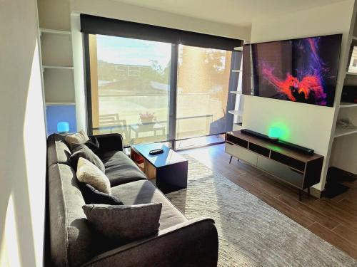 Modern and private room - exclusive zone Z15 Kiintea in Zone 15