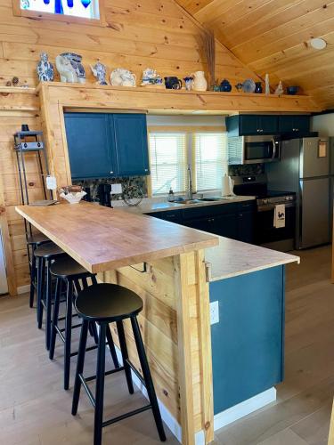 Willow Tree cabin in Madisonville (TN)