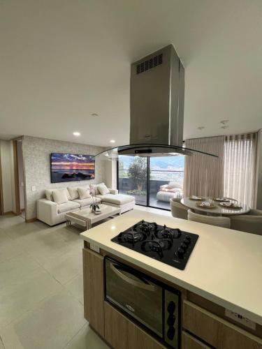 Luxury apartment in Palmas overlooking Medellín