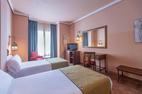 Hotel El Cortijo Matalascañas - image 32