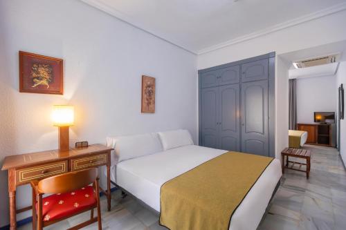 Hotel El Cortijo Matalascañas - image 43