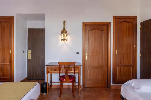 Hotel El Cortijo Matalascañas - image 23