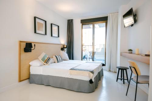 . BLUESEA Faro Cullera