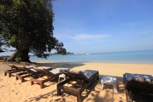 Пляж, Heaven Beach Eco resort & Art in Ко-Паям (Ранонг)