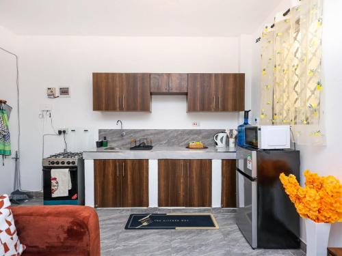 Stylish Studio with Rooftop Pool - Mtwapa in 姆特瓦帕