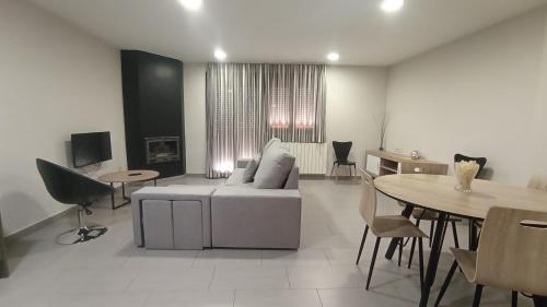 Apartamento Iker CasaBielsa in 莫斯基魯耶拉