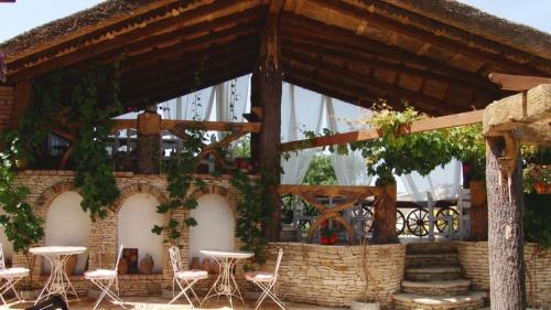 Pensiunea Casa Sobarului in Trebujeni