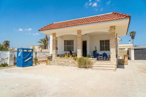 Villa Milon Near The Sea - Happy Rentals