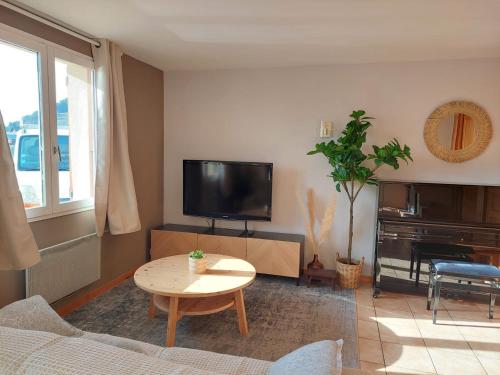 Appartement 2 chambres rez-de-jardin in Feissons-sur-Salins
