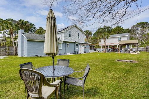 Spacious Charleston Home Only 3 Mi to Folly Beach - image 28