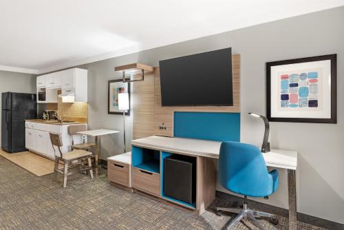 Best Western Plus Glen Allen Inn - image 40