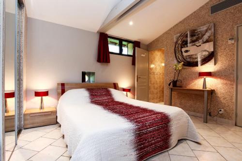 Chambres d'hôtes Les Peyrouses (Chambres d'hotes Les Peyrouses) in 拉加內達