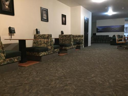 Invermere Hostel