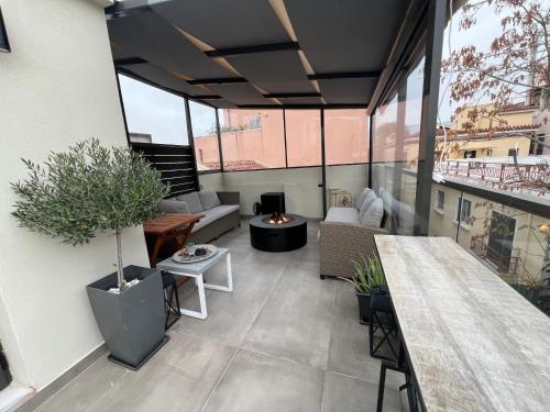 Athens Muses Suites - Tap to explore photos
