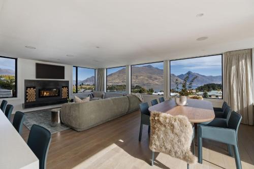 Queenstown Hill House - House Only - image 7