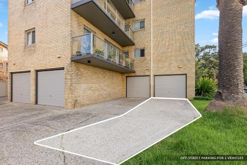 Convenience Meets Coastal Living with Parking - image 11