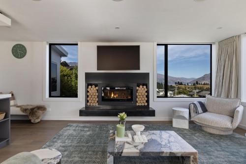 Queenstown Hill House - Full House Studio & Apartment - image 8