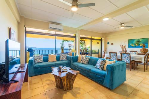 Paraiso Presidential 20 - Ocean View Penthouse in Playa Flamingo