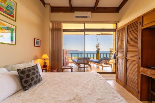 Paraiso Presidential 20 - Ocean View Penthouse in Playa Flamingo