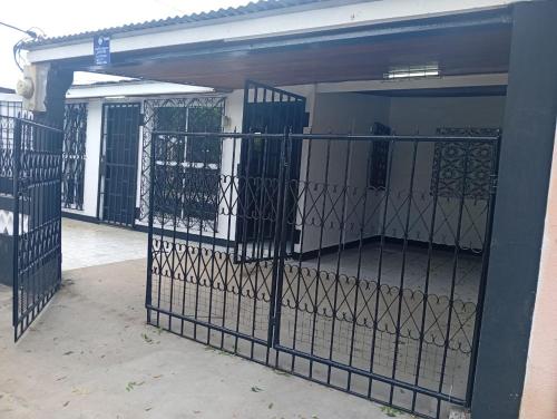 NicaBliss Home – khách sạn tại Gomez